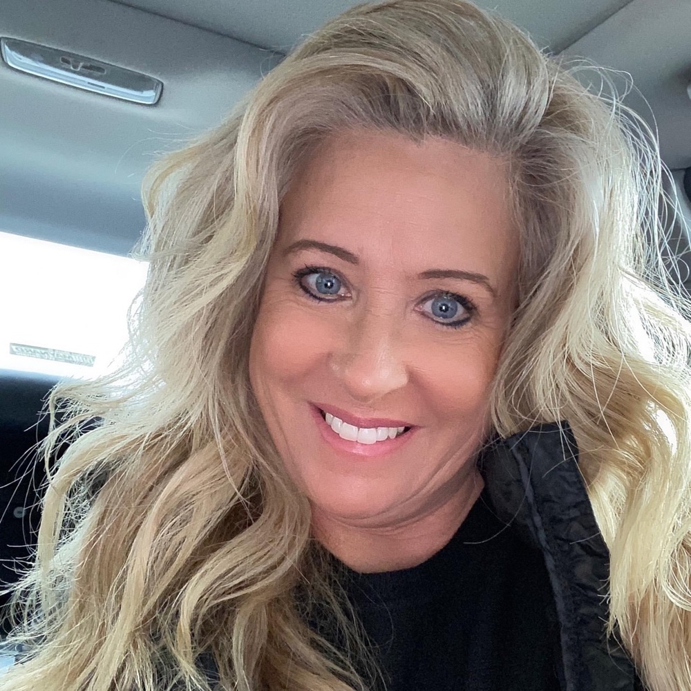 Meet your Posher, Deborah